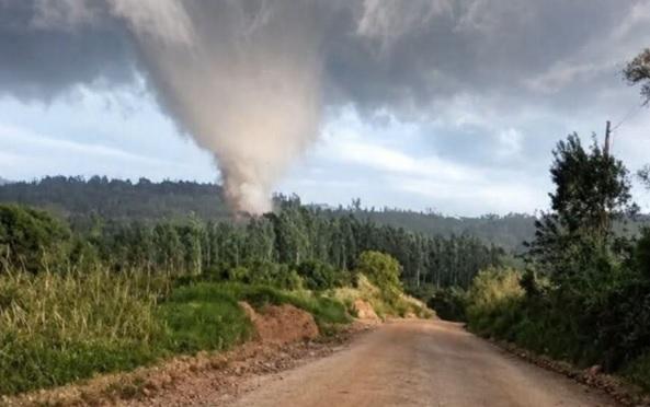 Paraná, São Paulo e Mato Grosso do Sul têm aviso de tornado e atmosfera pode provocar fenômeno raro e impressionante